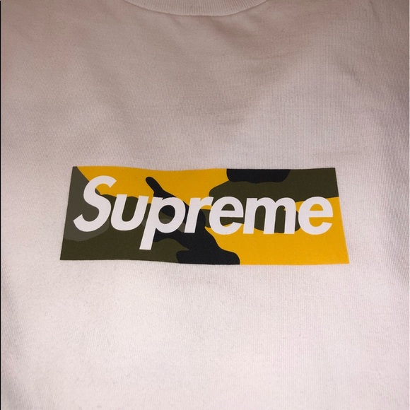 Supreme Brooklyn Camo Tee - Picture 3 of 6